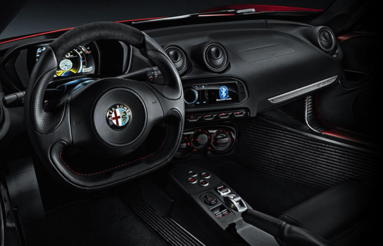Alfa Romeo 4C - interior